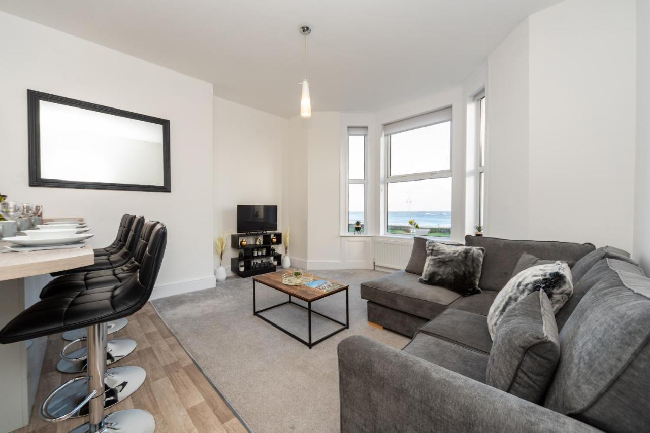 Sea Views Stunning 2 Bedroom Apartment # Lowestoft Exteriör bild