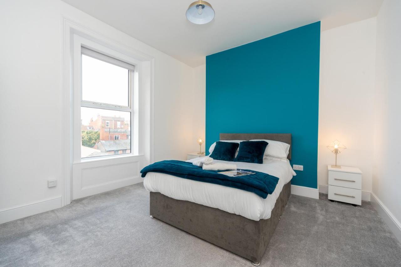 Sea Views Stunning 2 Bedroom Apartment # Lowestoft Exteriör bild